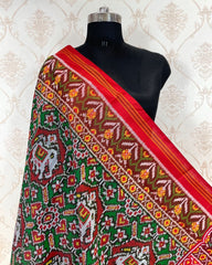 Red & Green Elephant Manekchowk Patola Dupatta - SindhoiPatolaArt