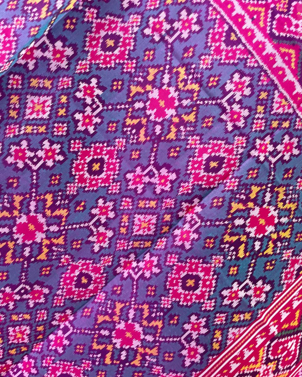 Pink & Turquoise Navratan Patola Dupatta - SindhoiPatolaArt