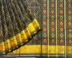 Black Manekchowk Patola Saree - SindhoiPatolaArt