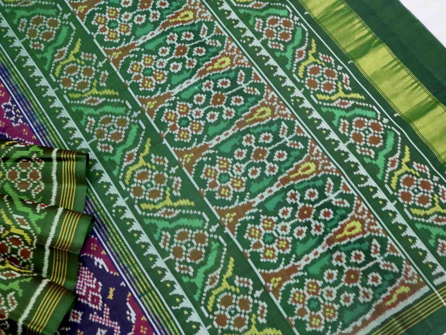 blue fish design patola saree with green pallu - SindhoiPatolaArt