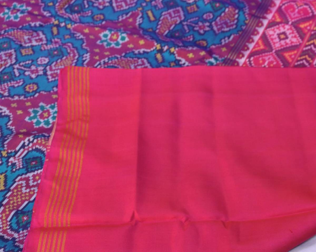 Pink and firozi blue fish design patola saree - SindhoiPatolaArt