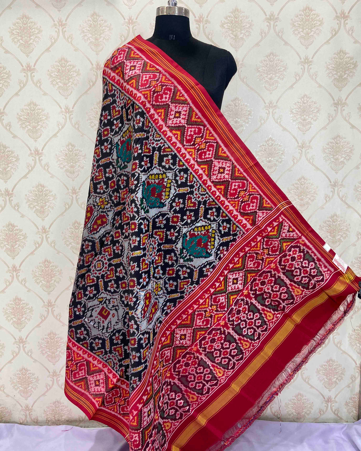 Red & Black Narikunj with Manekchowk Designer Patola Dupatta