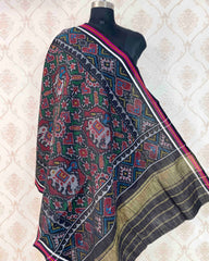 Black & Green With Maroon Elephant Manekchowk Patola Shawl SindhoiPatolaArt