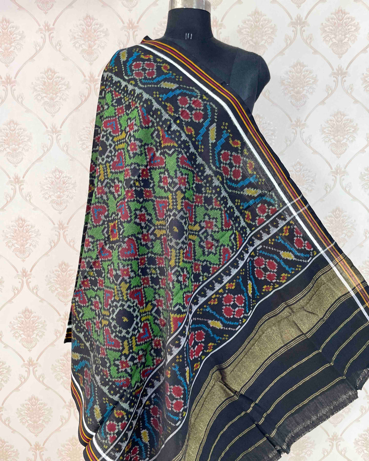 Black & Green Navratan Patola Shawl