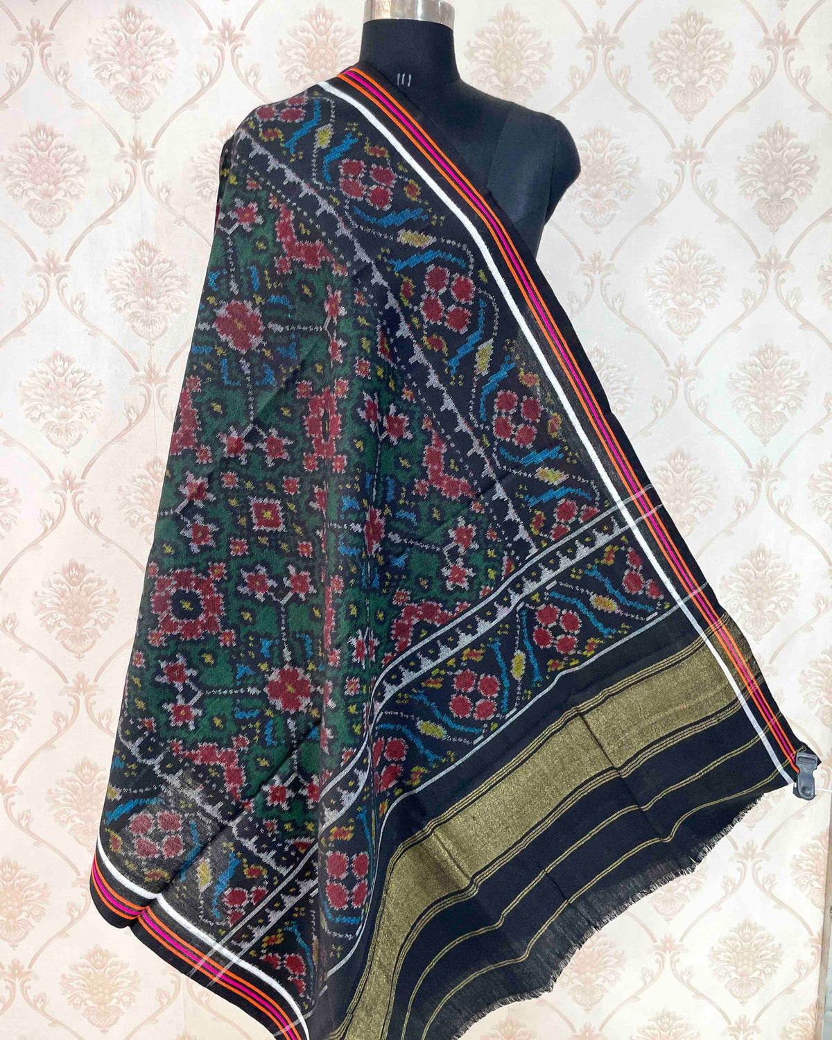 Black & Green Navratan Patola Shawl SindhoiPatolaArt