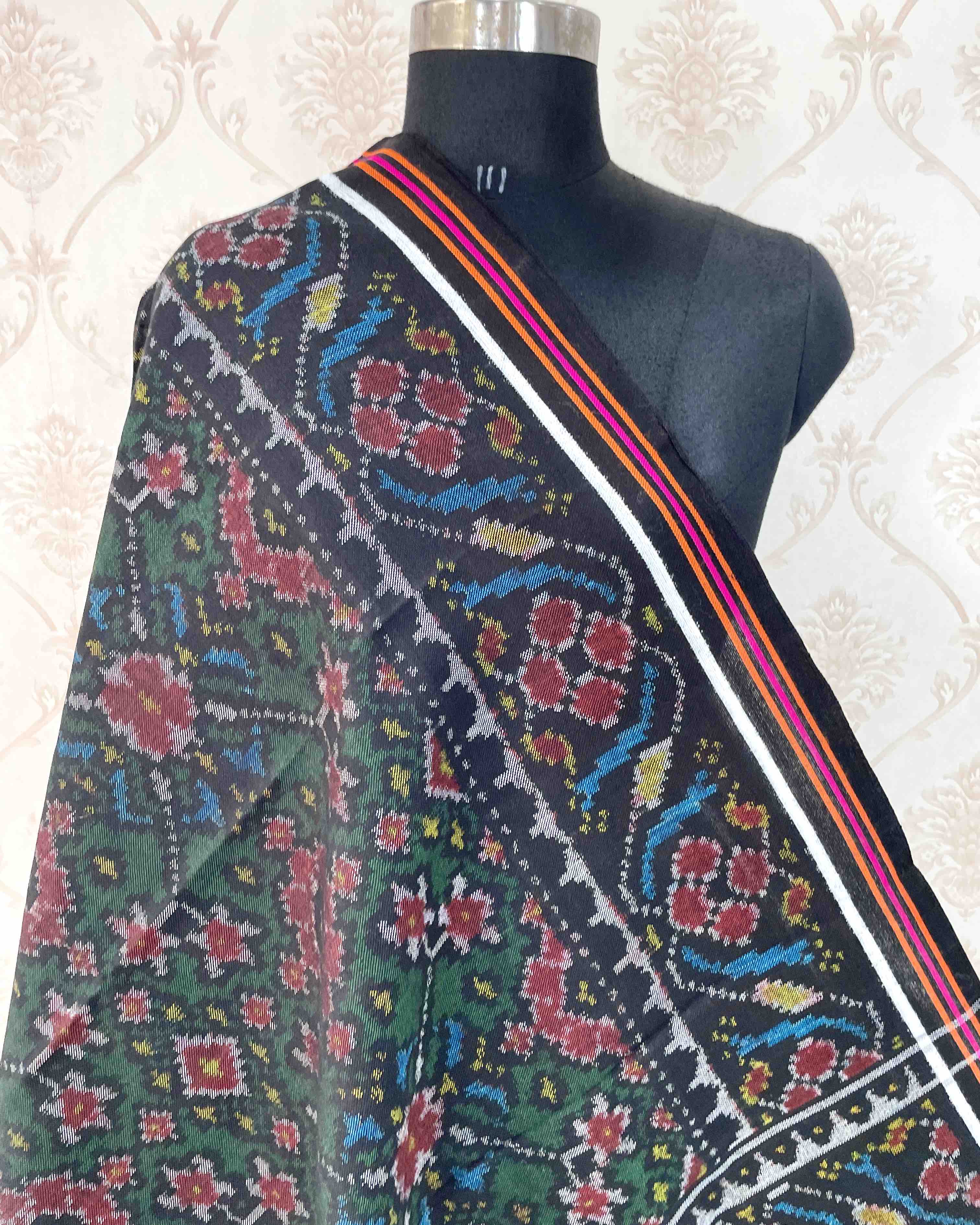 Black & Green Navratan Patola Shawl SindhoiPatolaArt