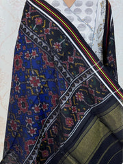 Black & Blue Patola woolen shawl - SindhoiPatolaArt