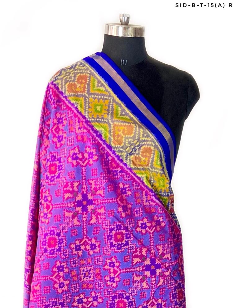 Traditional navratna Design in Blue and Pink colour - SindhoiPatolaArt