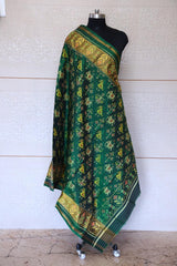 Patola Dupatta in traditional Hathipopat design green colour - SindhoiPatolaArt