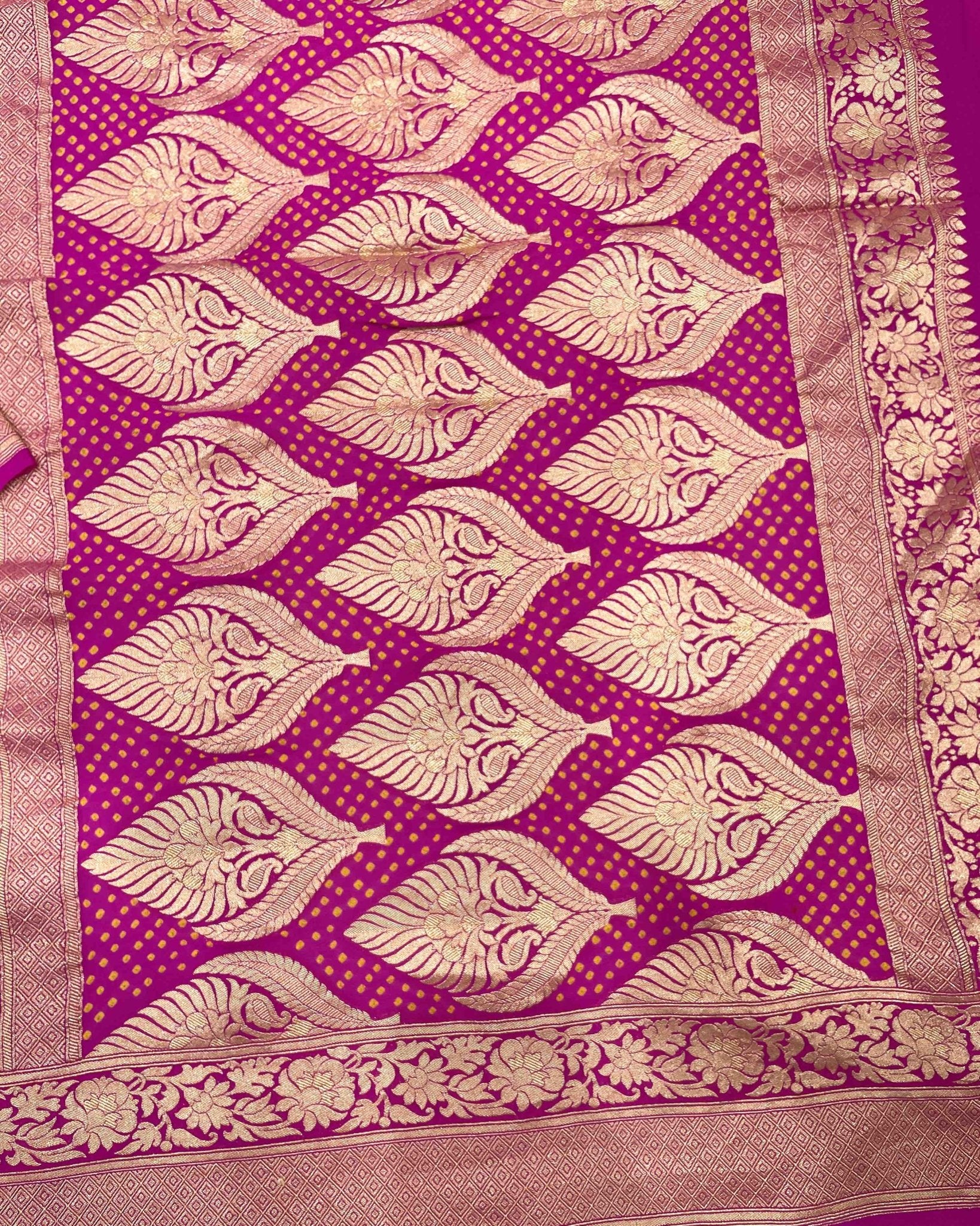 Banarasi Georgette zari chex Bandhani Saree - SindhoiPatolaArt