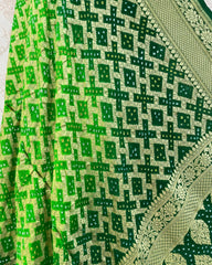 Bandhani Dupatta - SindhoiPatolaArt