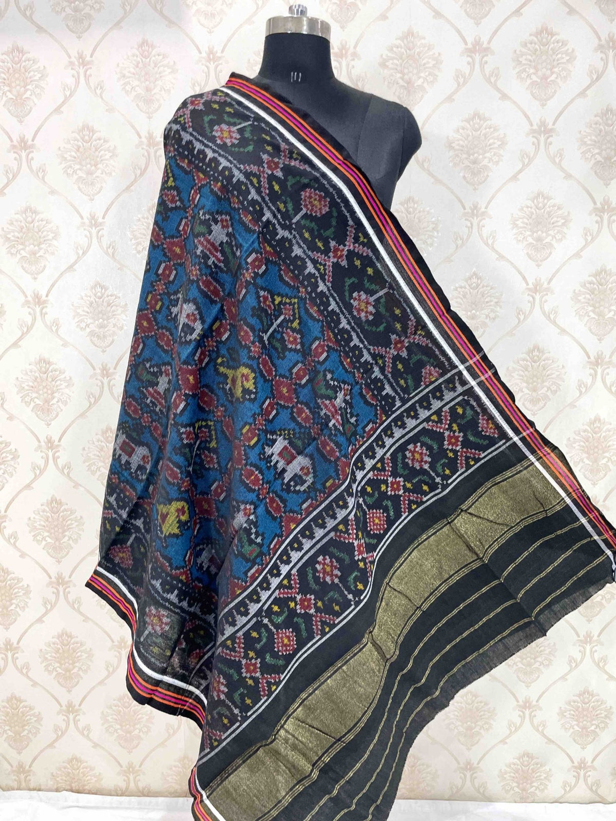 Black & Blue Narikunj Patola Shawl - SindhoiPatolaArt