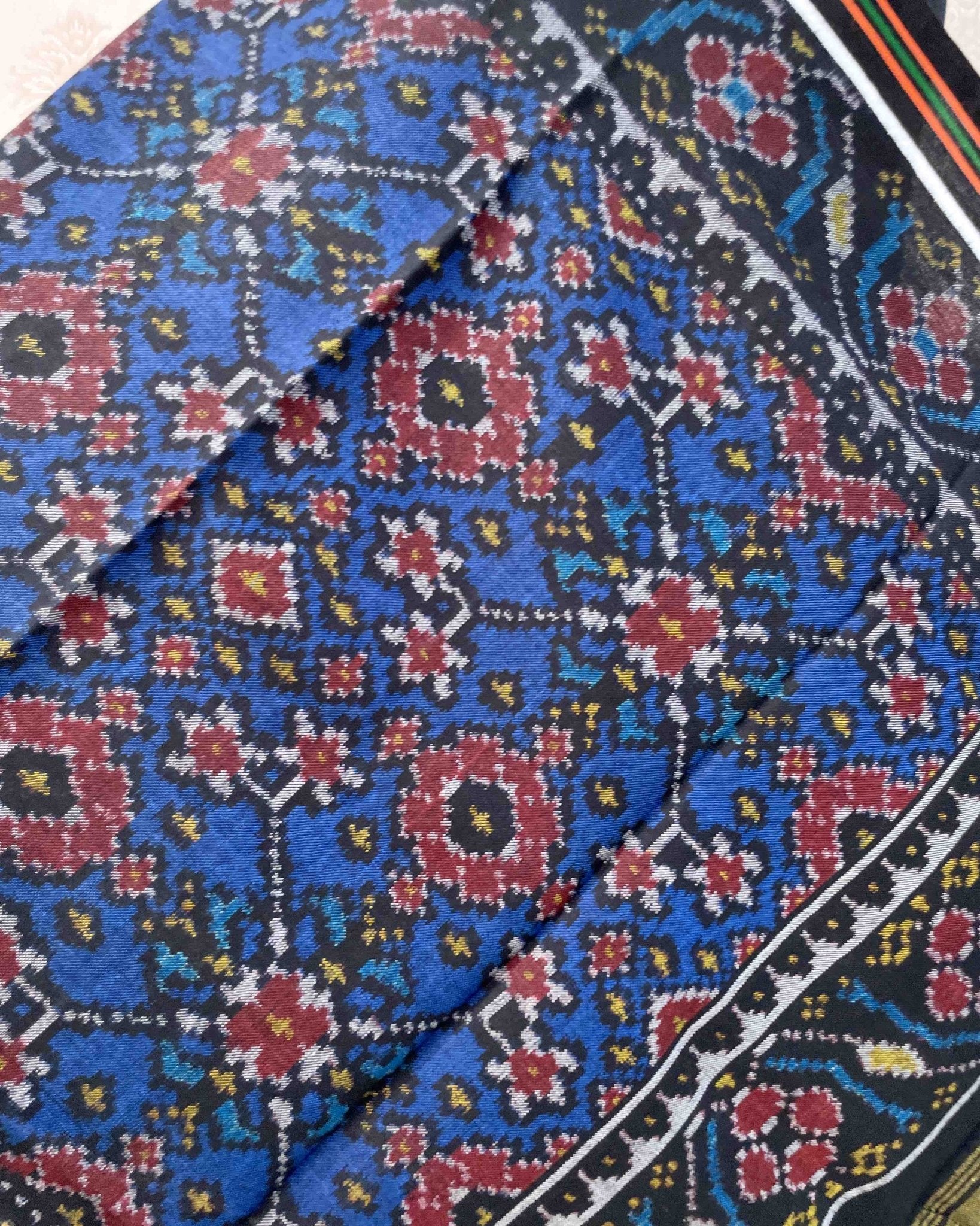 Black & Blue Navratan Patola Shawl - SindhoiPatolaArt
