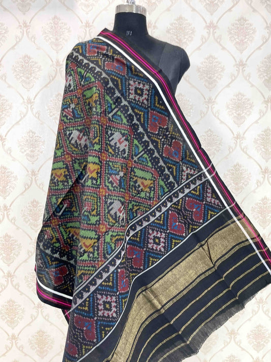 Black & Green Narikunj Patola Shawl - SindhoiPatolaArt
