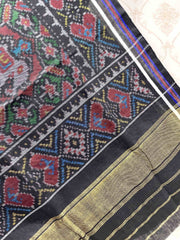 Black & Green With Maroon Elephant Manekchowk Patola Shawl - SindhoiPatolaArt