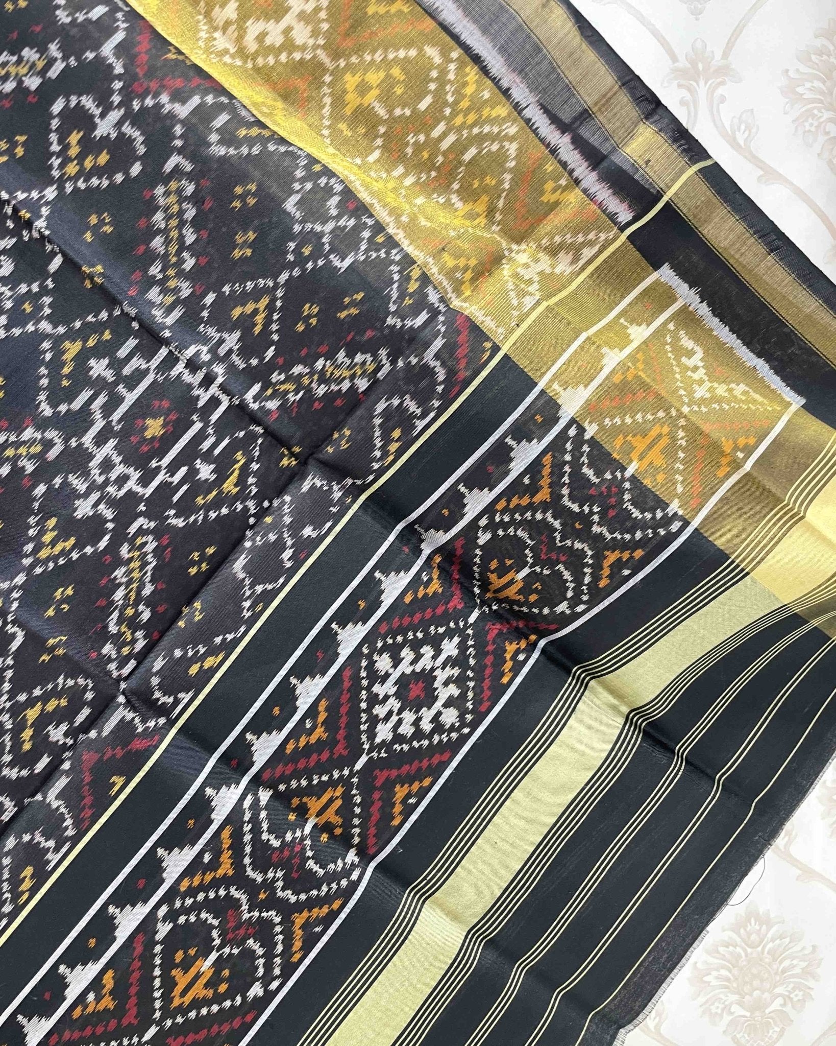 Black Manekchowk Designer Patola Dupatta - SindhoiPatolaArt