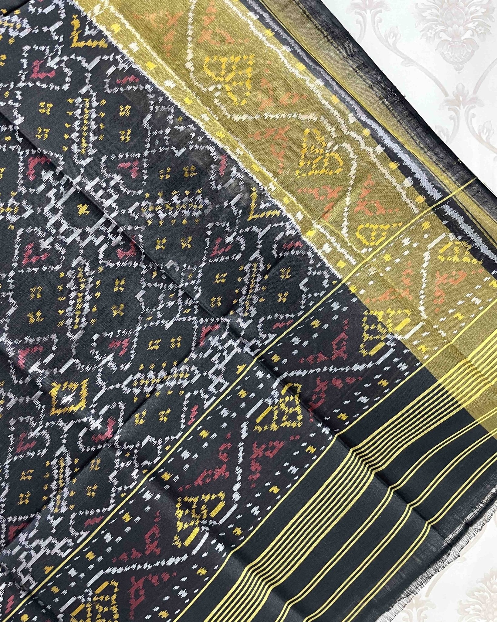 Black Manekchowk Designer Patola Dupatta - SindhoiPatolaArt