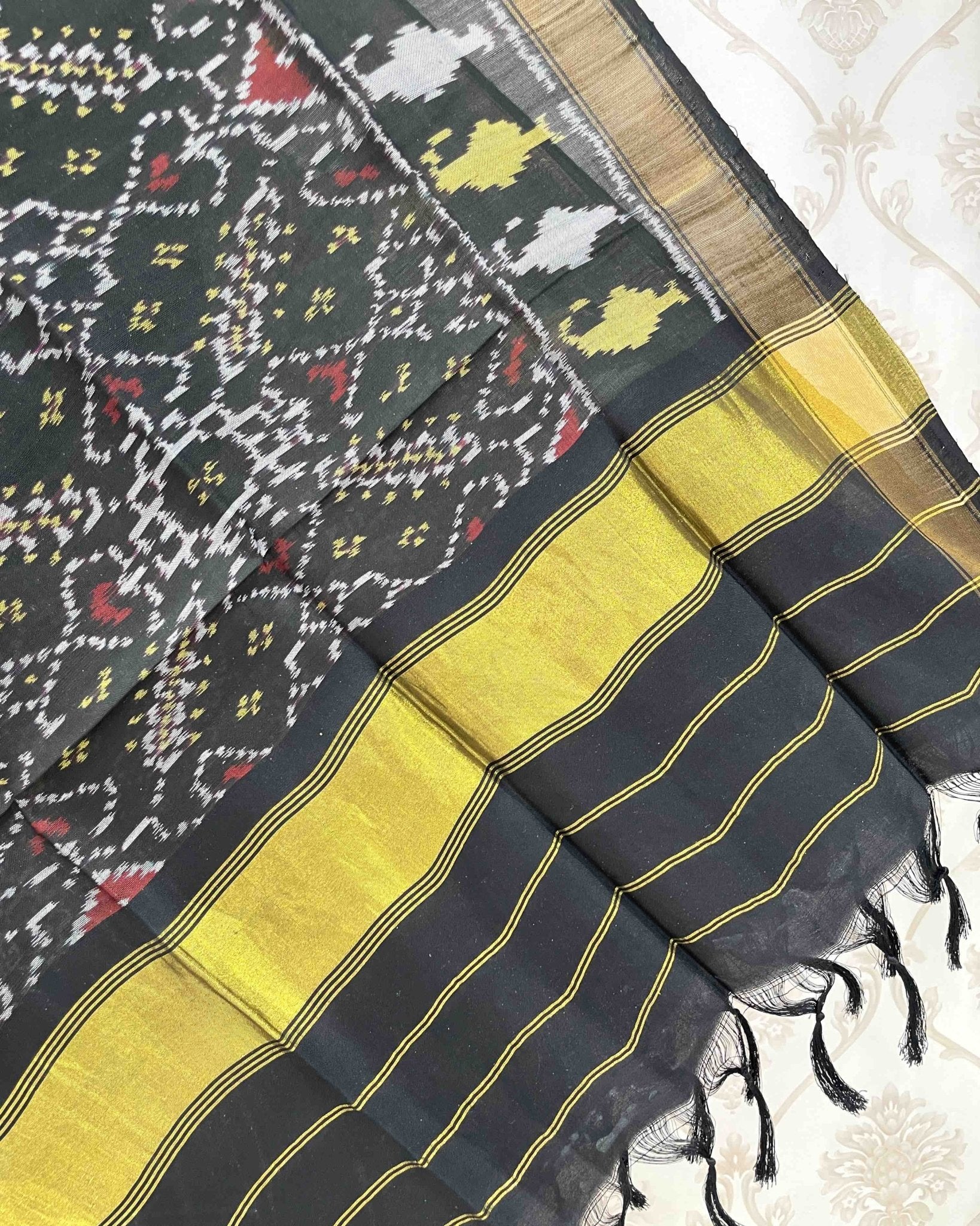 Black Manekchowk Designer Patola Dupatta - SindhoiPatolaArt