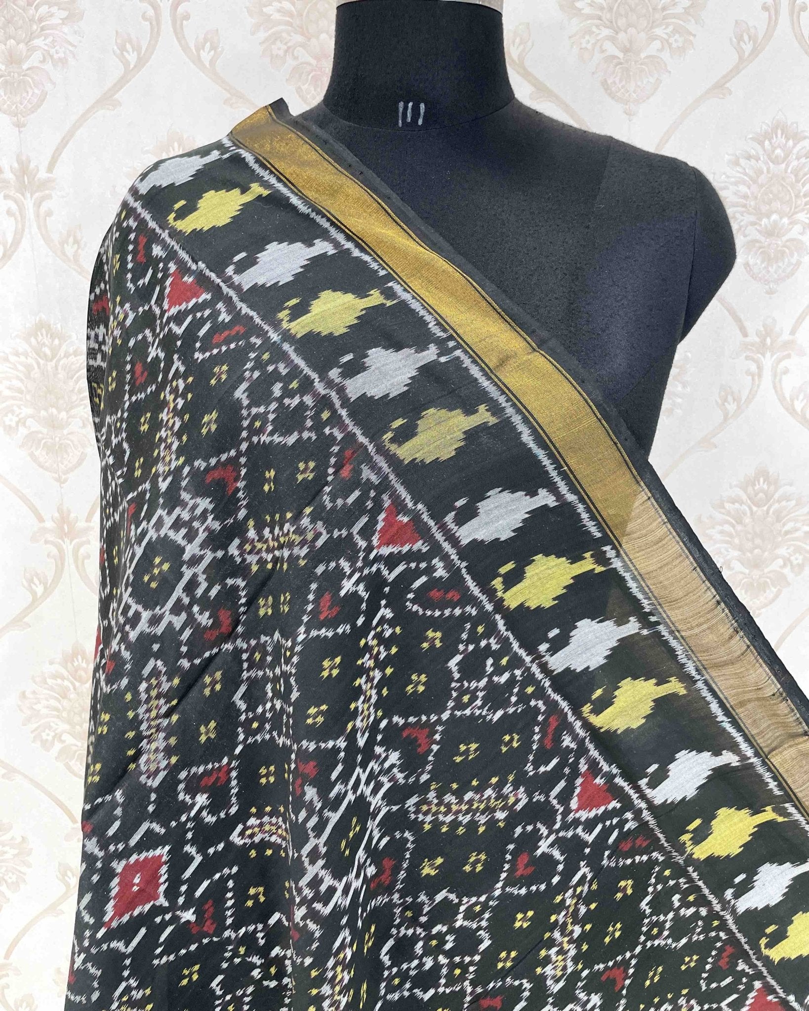 Black Manekchowk Designer Patola Dupatta - SindhoiPatolaArt