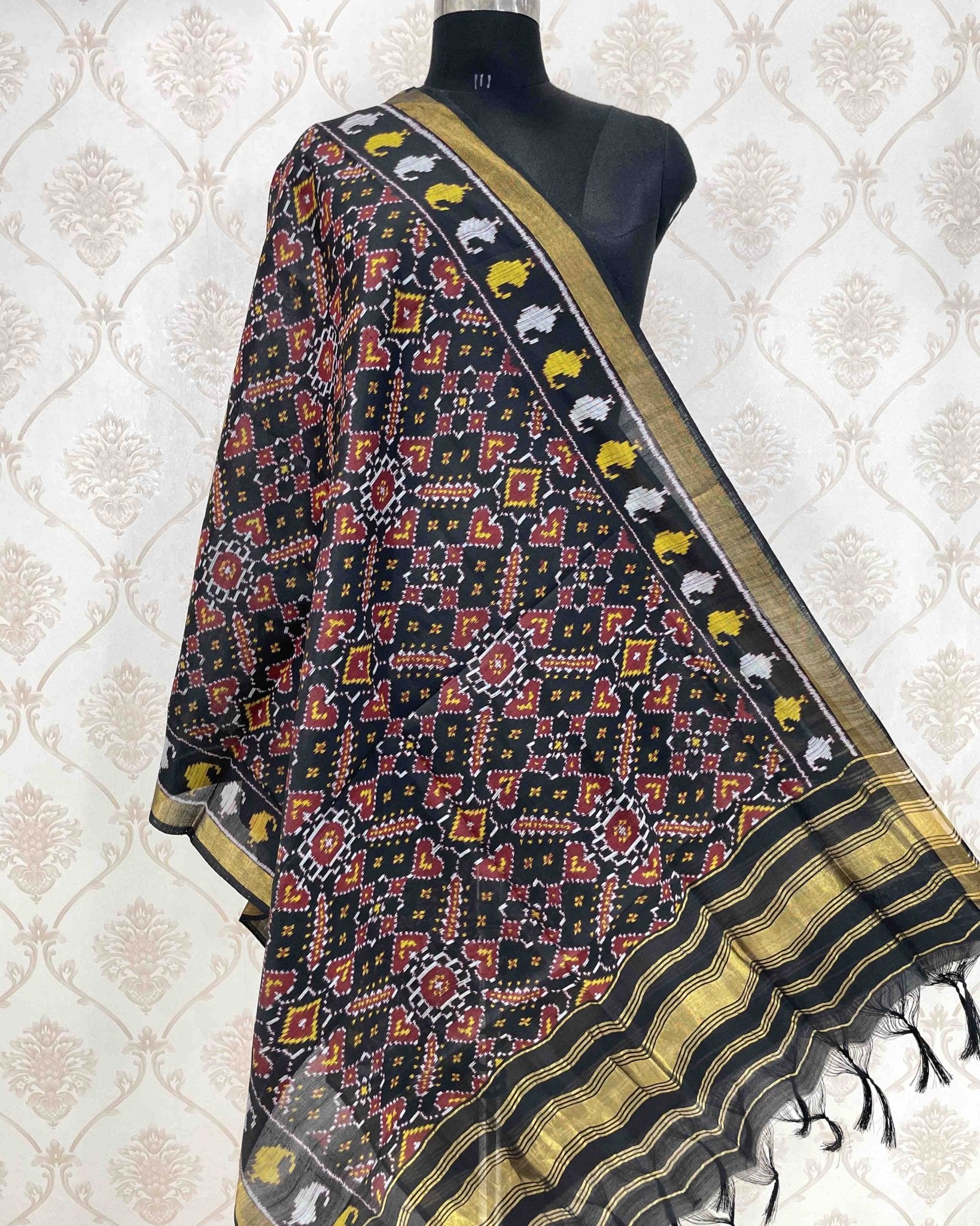 Black Manekchowk Designer Patola Dupatta - SindhoiPatolaArt