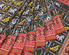 Black narikunj design with red pallu patola saree - SindhoiPatolaArt