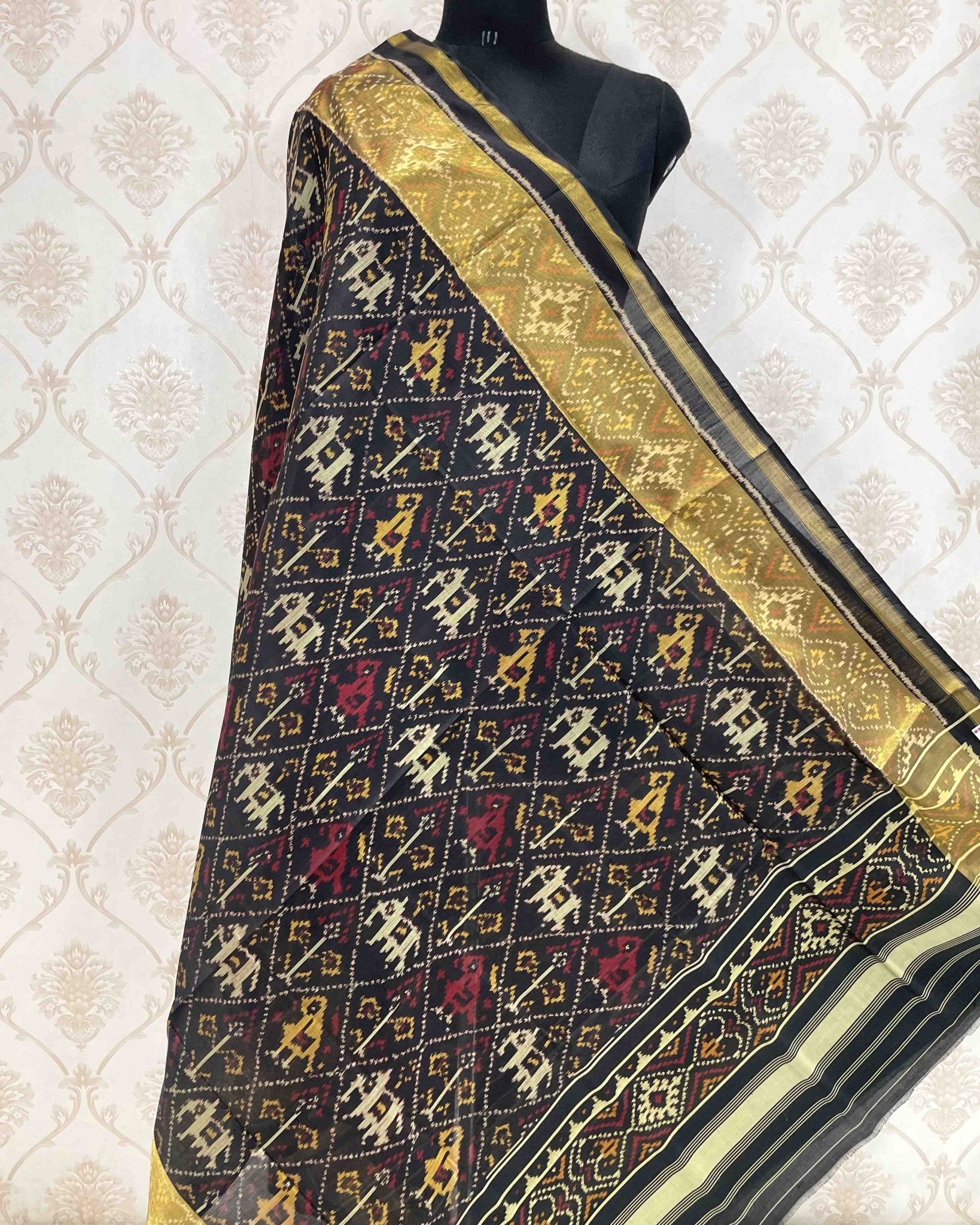 Black Narikunj Designer Patola Dupatta - SindhoiPatolaArt