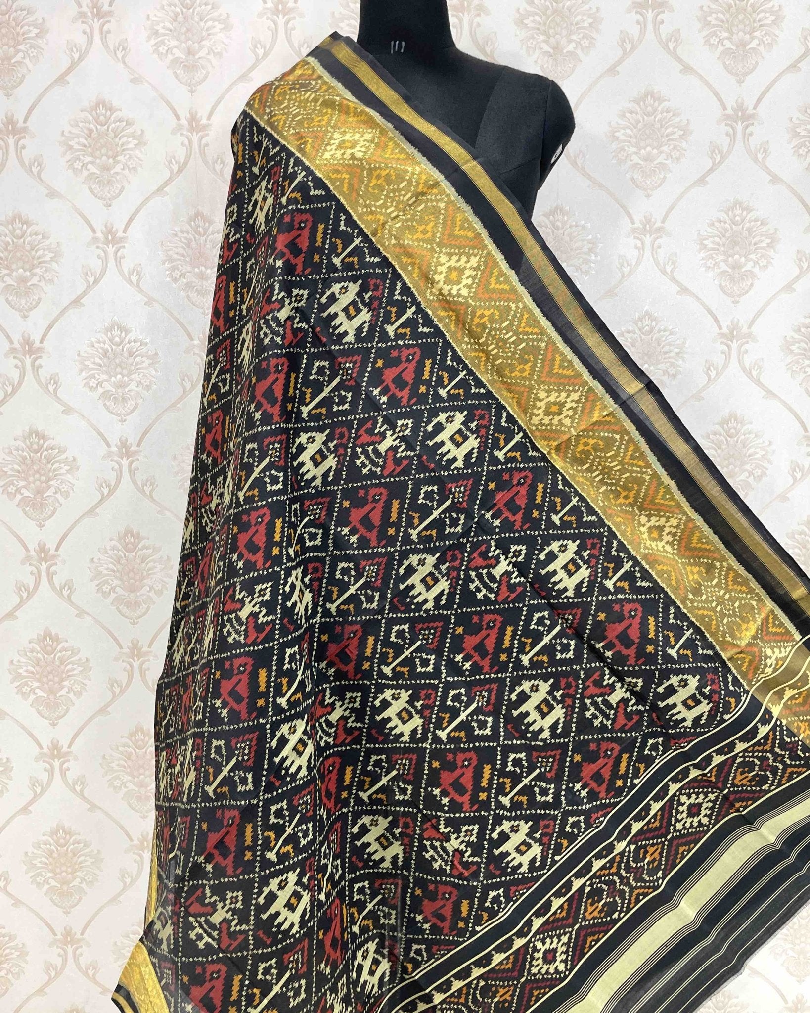 Black Narikunj Designer Patola Dupatta - SindhoiPatolaArt