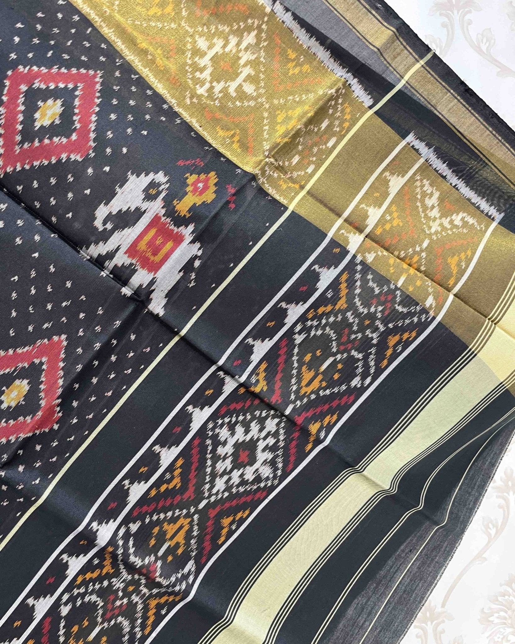 Black Narikunj Doted Designer Patola Dupatta - SindhoiPatolaArt