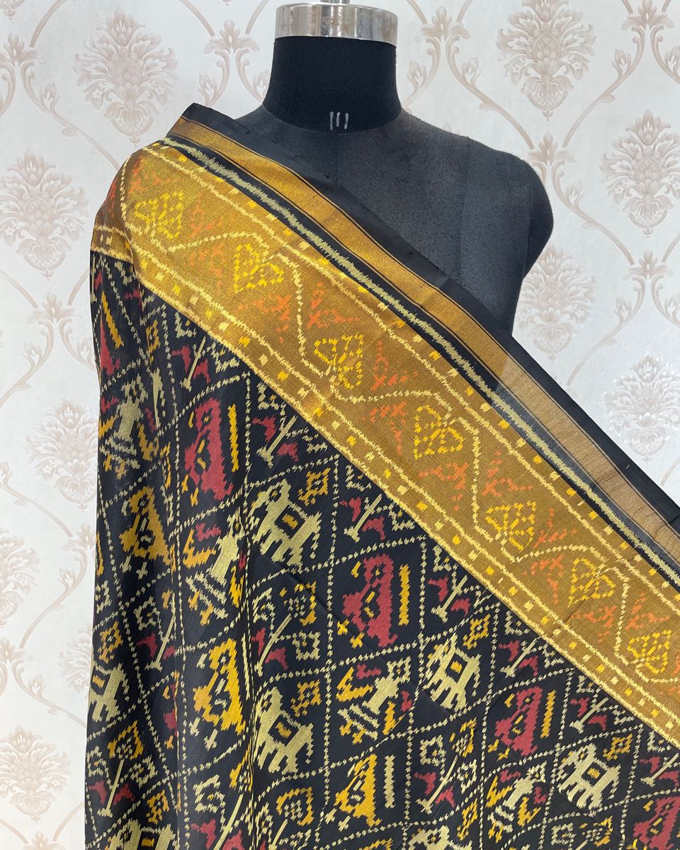 Black Narikunj Patola Dupatta - SindhoiPatolaArt