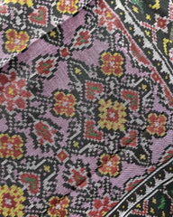 Black & Pink chhabadi Flower Patola Shawl - SindhoiPatolaArt