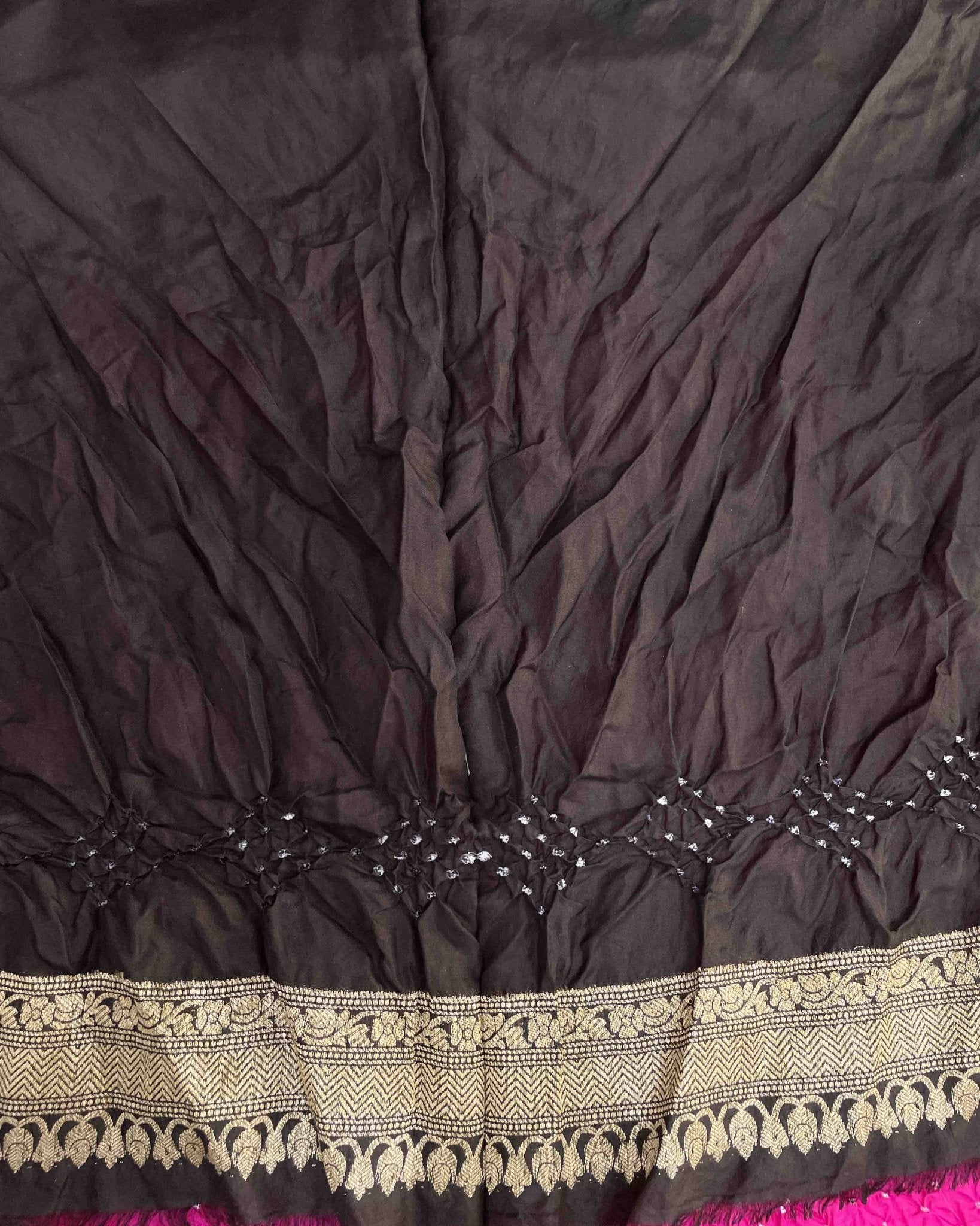 Black & Pink Kanjivaram Bandhani Saree - SindhoiPatolaArt
