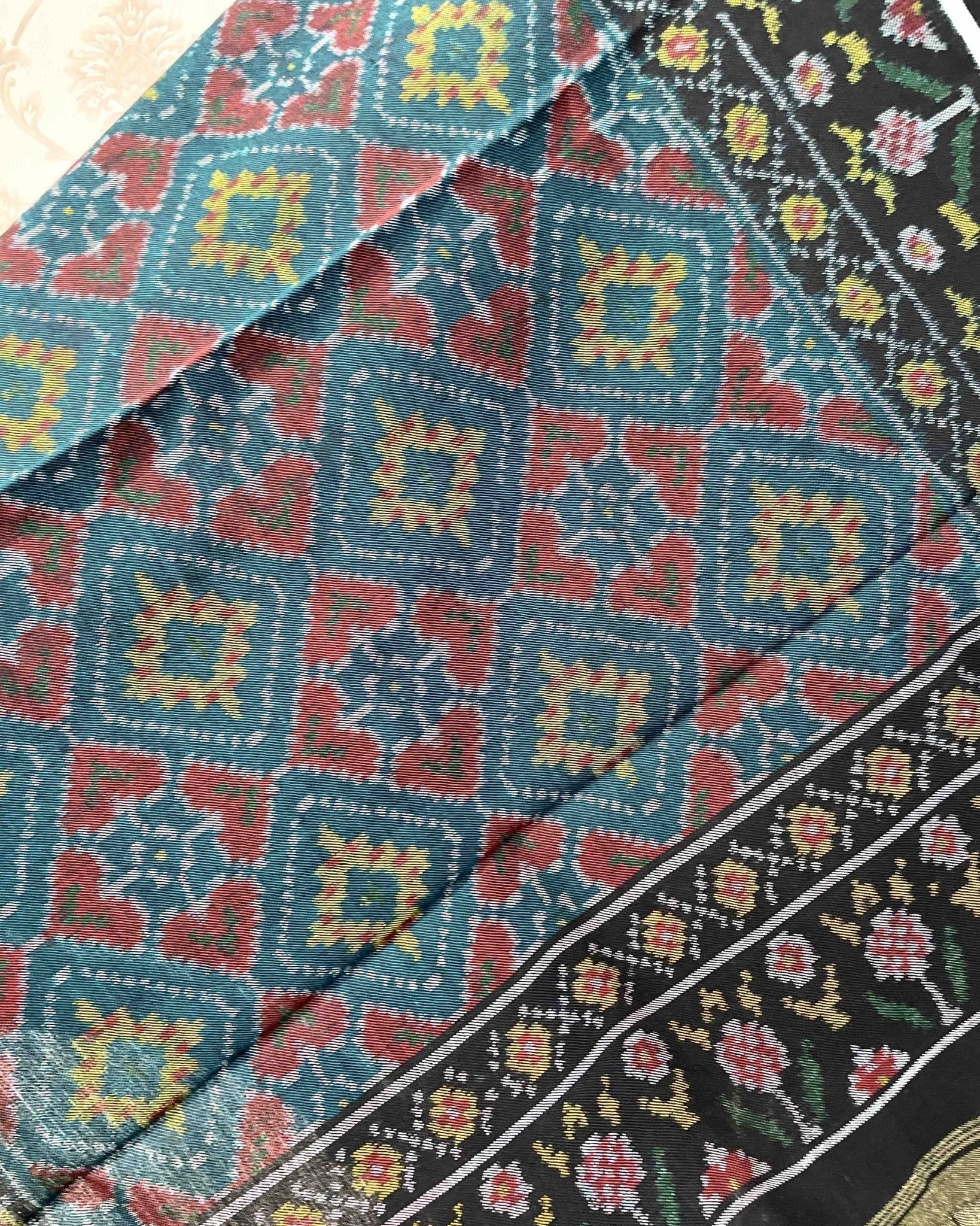 Black & Turquoise Panchanda Patola Shawl - SindhoiPatolaArt