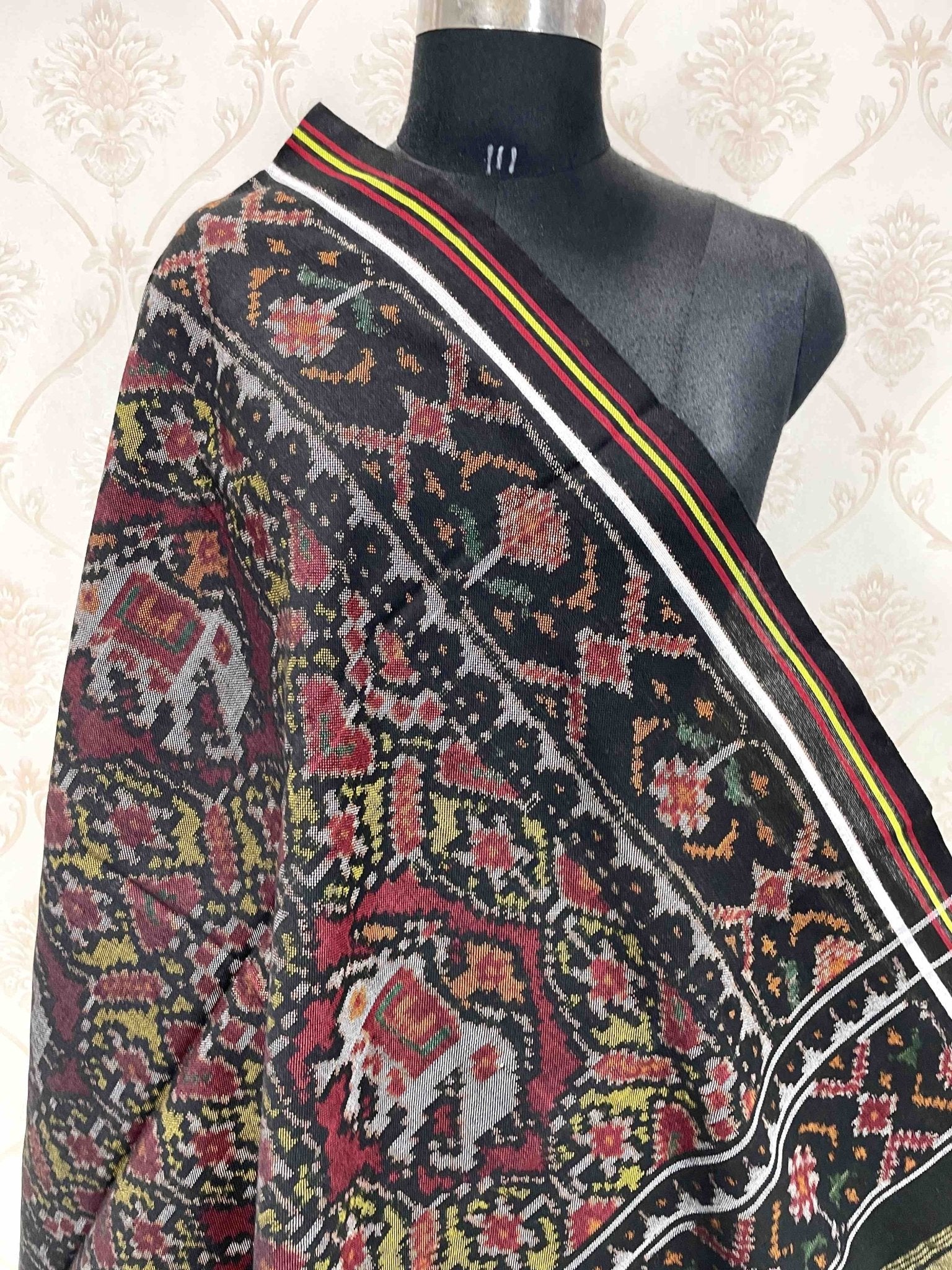 Black & Yellow With Maroon Elephant Manekchowk Patola Shawl - SindhoiPatolaArt