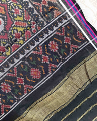 Black & Yellow With Maroon Elephant Manekchowk Patola Shawl - SindhoiPatolaArt