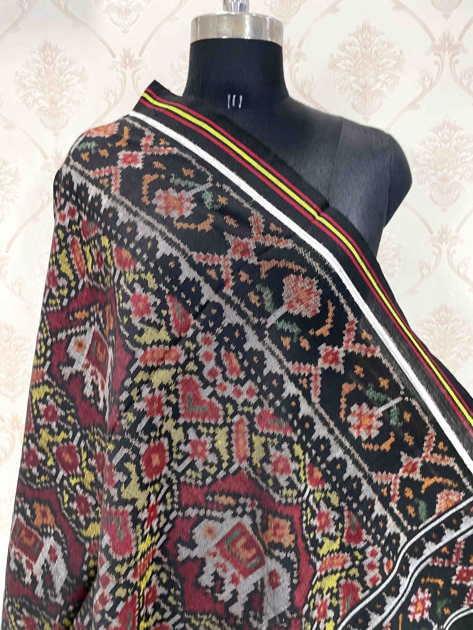 Black & Yellow With Maroon Elephant Manekchowk Patola Shawl - SindhoiPatolaArt