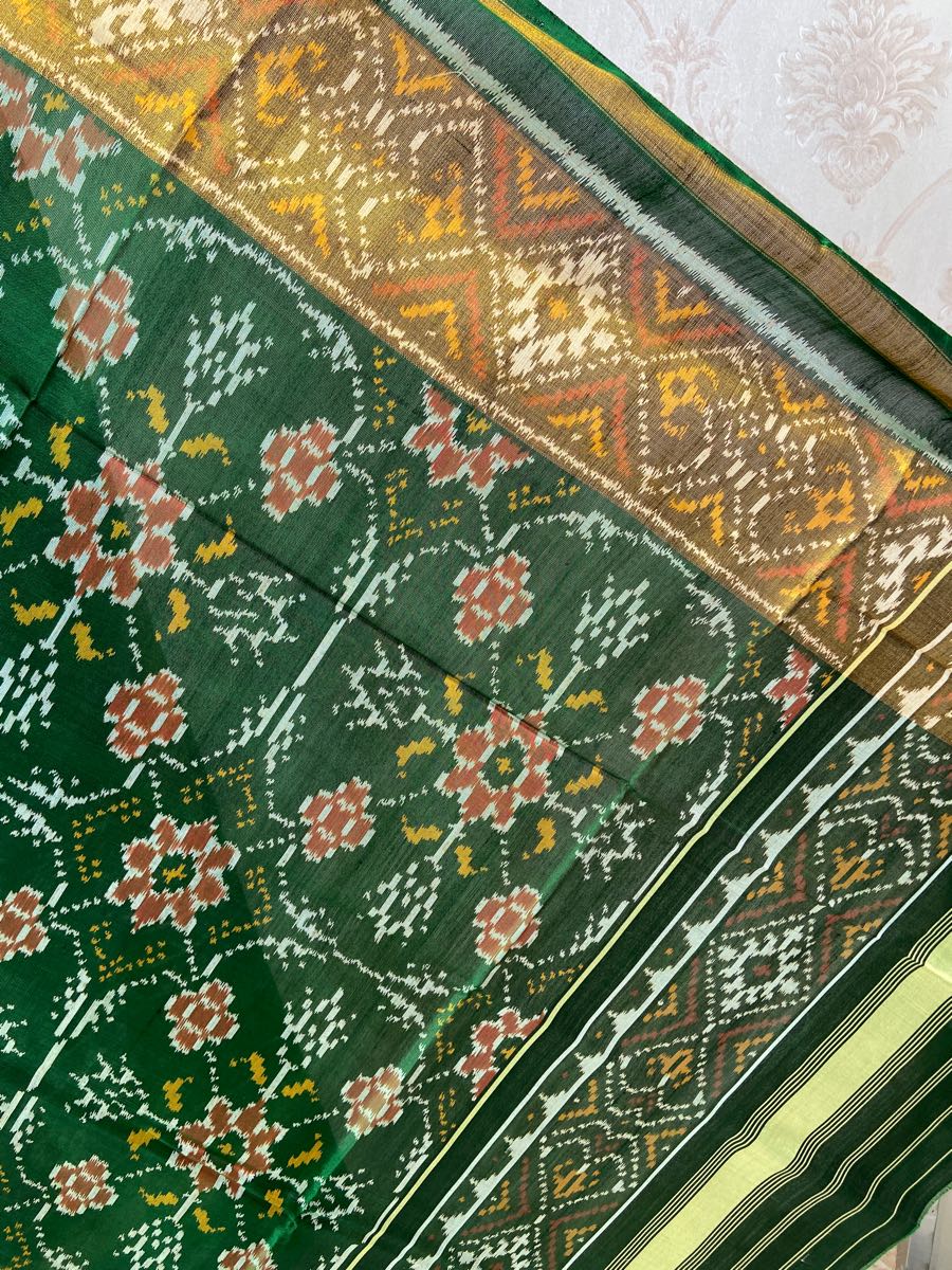 Green chhabadi design patola dupatta - SindhoiPatolaArt