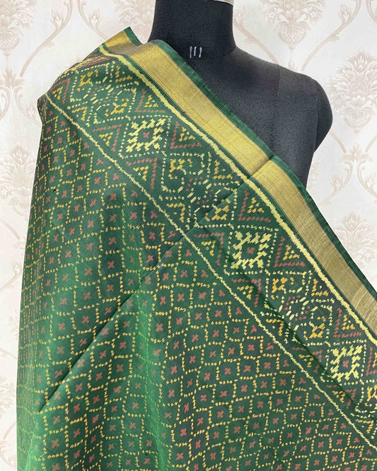Green Doted Patola Dupatta - SindhoiPatolaArt