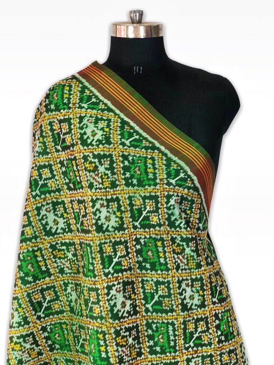 green narikunj design semi double ikat patola dupatta - SindhoiPatolaArt