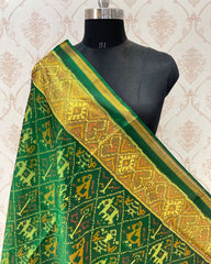 Green Narikunj Patola Dupatta - SindhoiPatolaArt