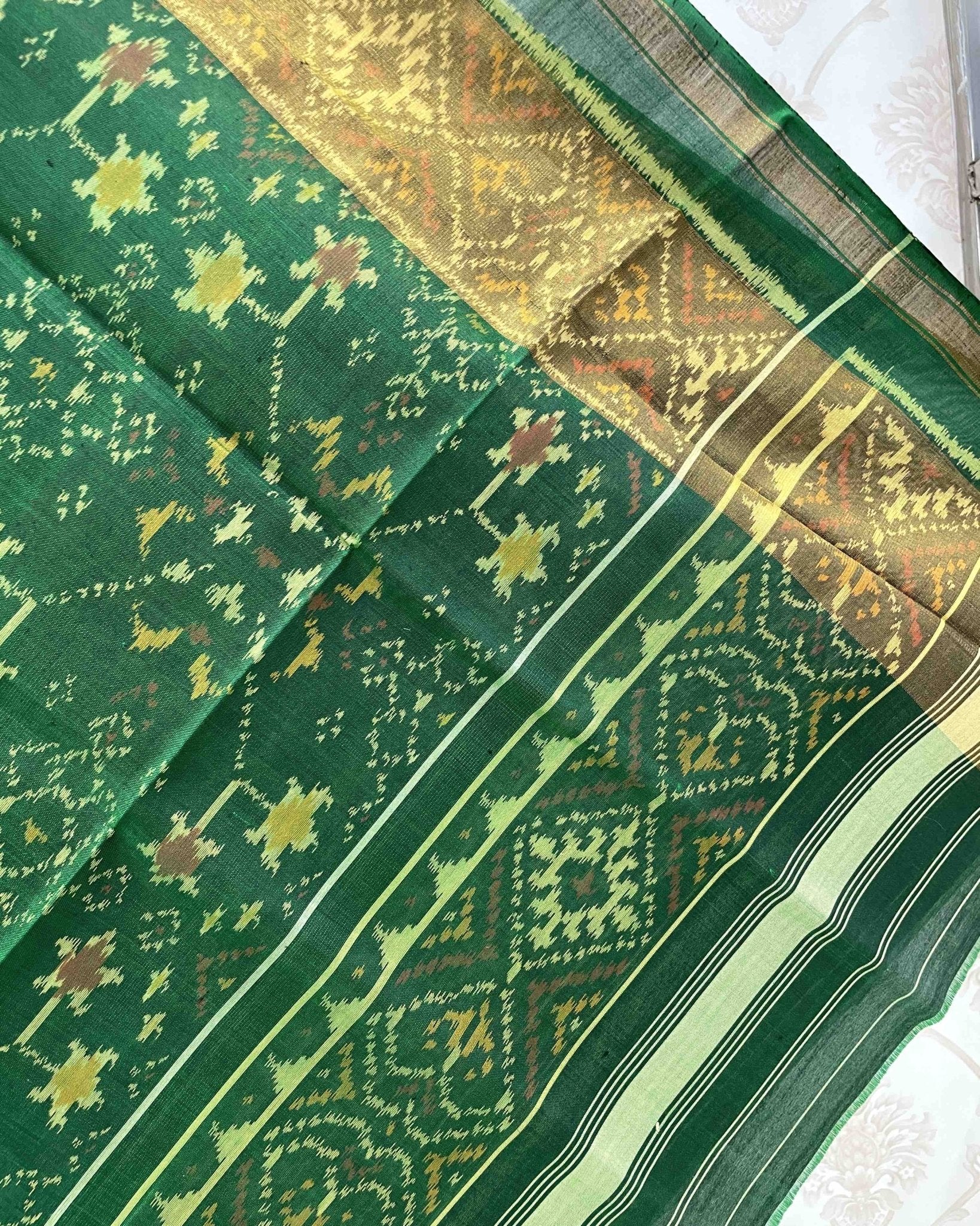 Green Navratan Designer Patola Dupatta - SindhoiPatolaArt