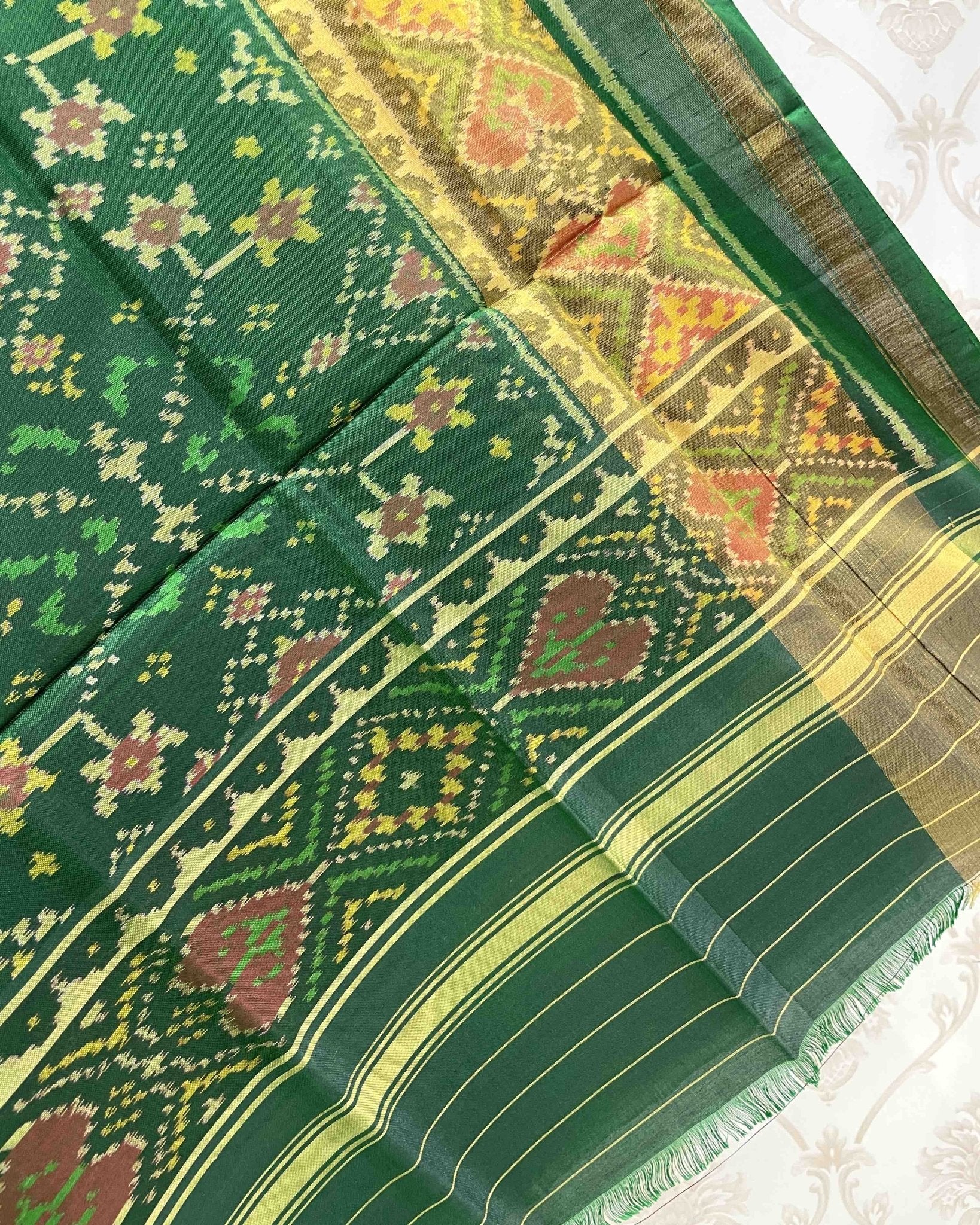 Green Navratan Designer Patola Dupatta - SindhoiPatolaArt