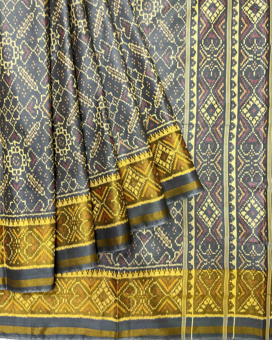 Grey Manekchowk Designer Patola Saree - SindhoiPatolaArt