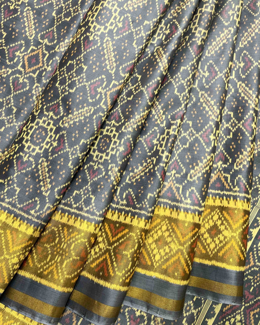 Grey Manekchowk Designer Patola Saree - SindhoiPatolaArt