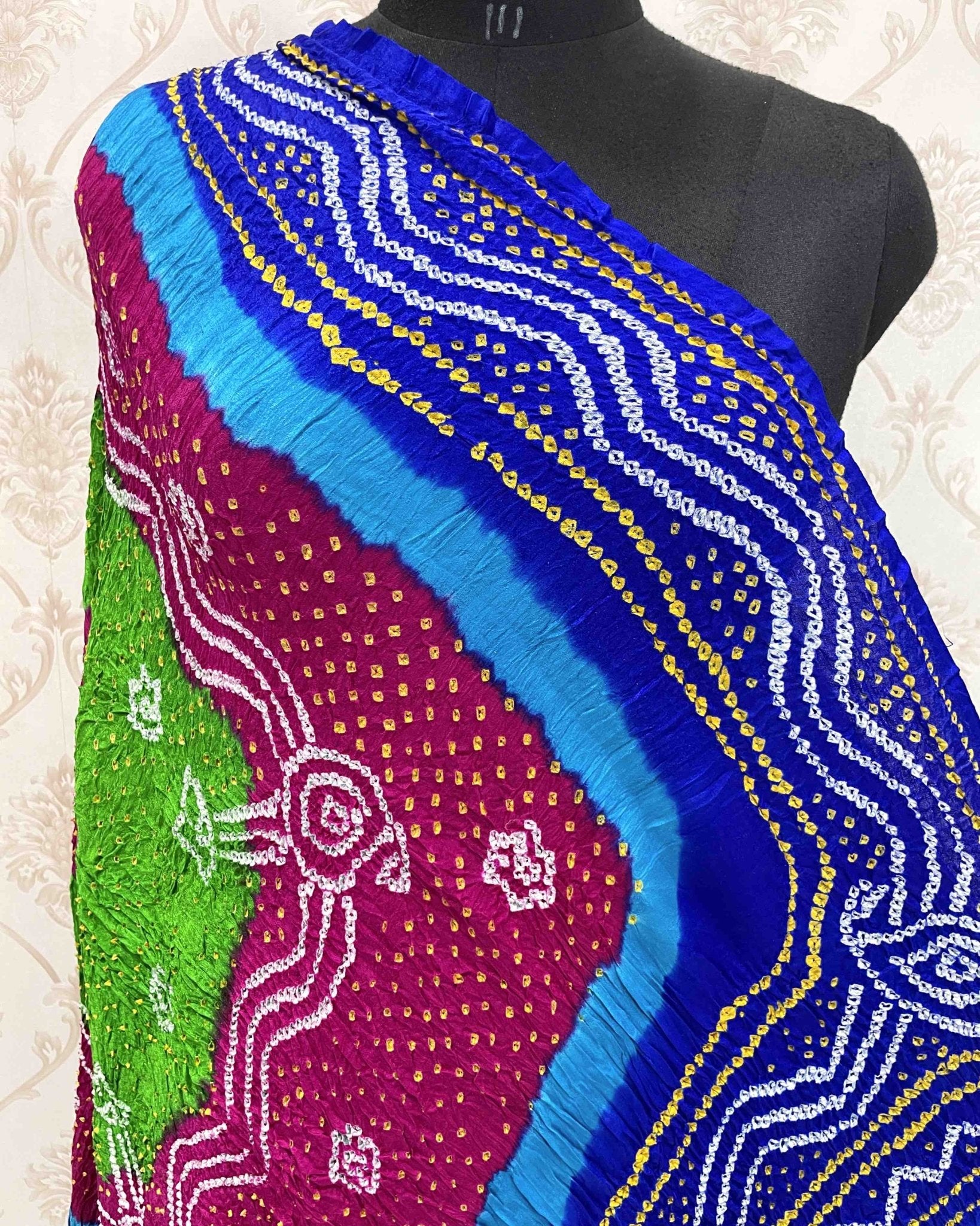 Multicolour Bandhani Dupatta - SindhoiPatolaArt