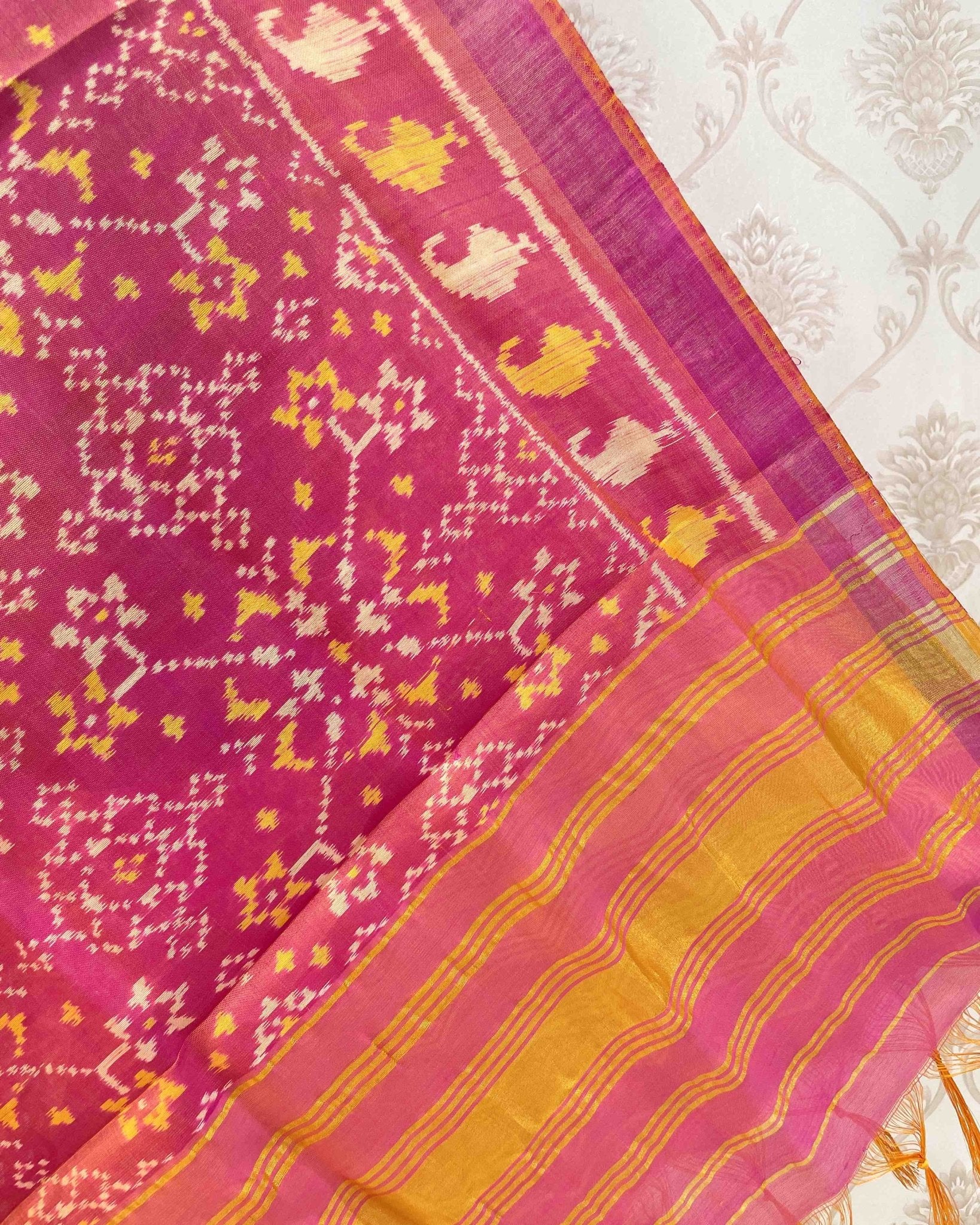 Peach Pink Navratan Designer Patola Dupatta - SindhoiPatolaArt