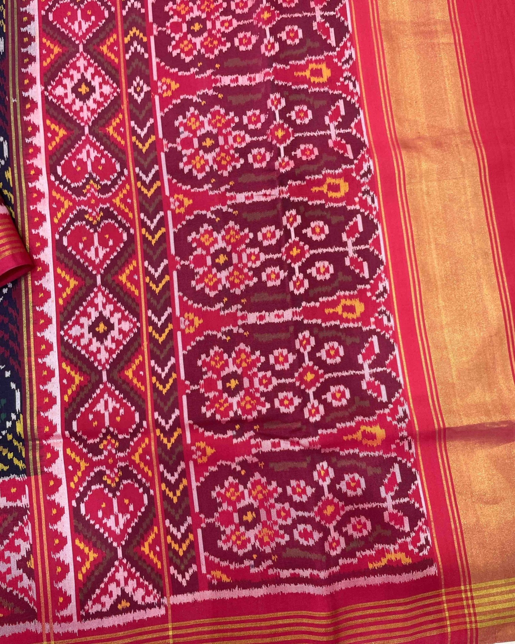 Pink & Dark Blue Multicolour Designer Patola Saree - SindhoiPatolaArt