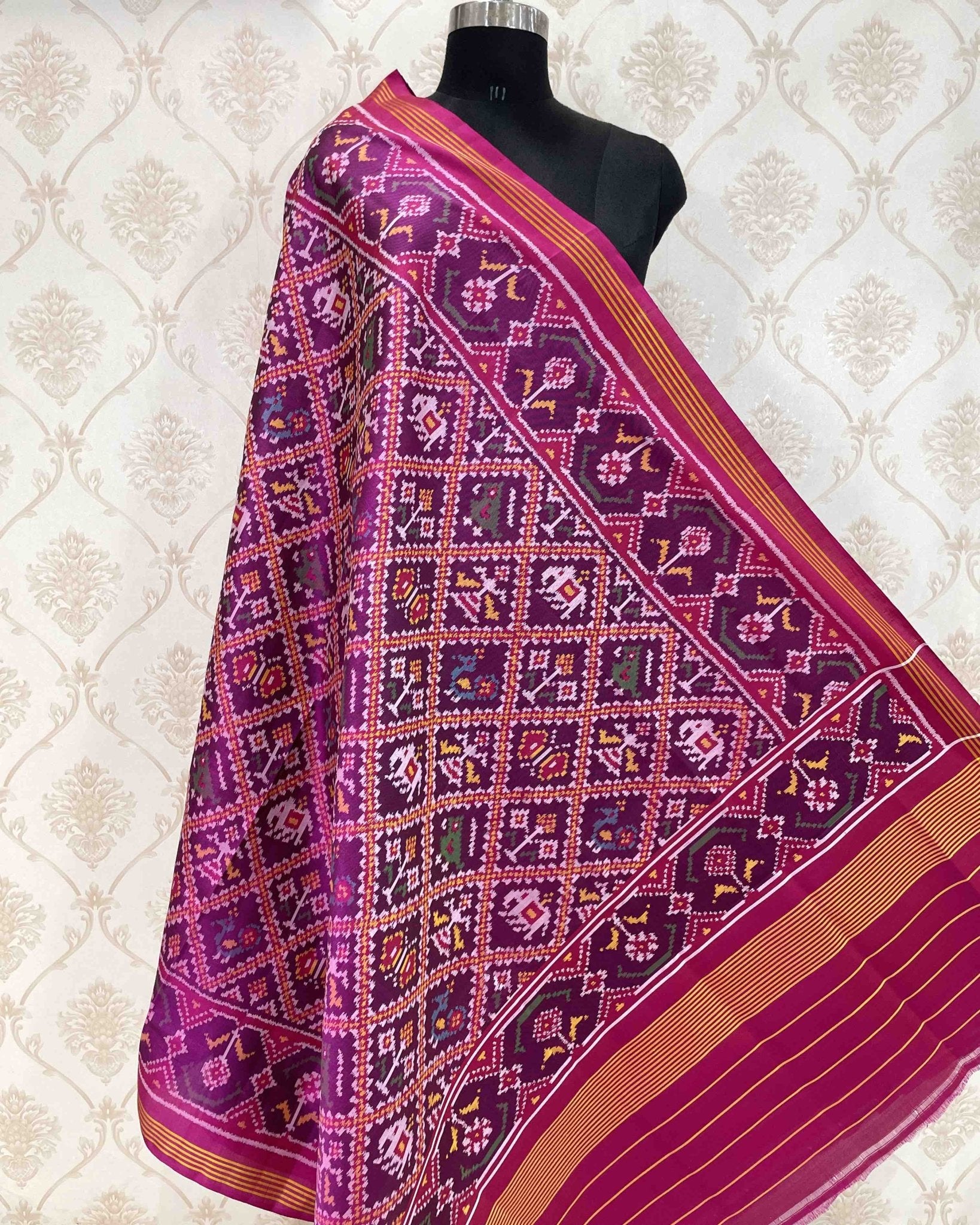 Pink Narikunj Designer Patola Dupatta - SindhoiPatolaArt