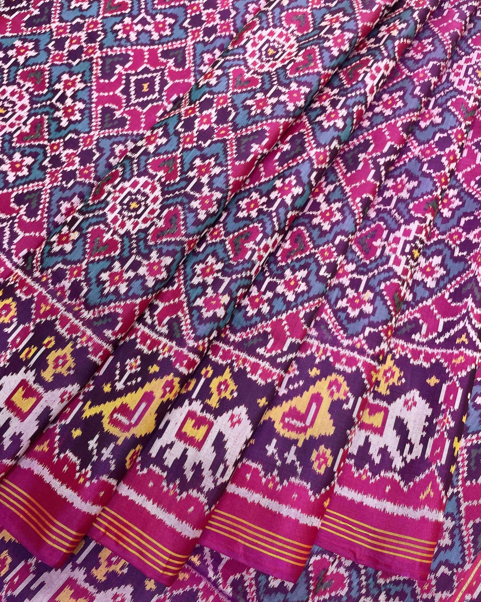 Pink & Turquoise Navratan Designer Patola Saree - SindhoiPatolaArt
