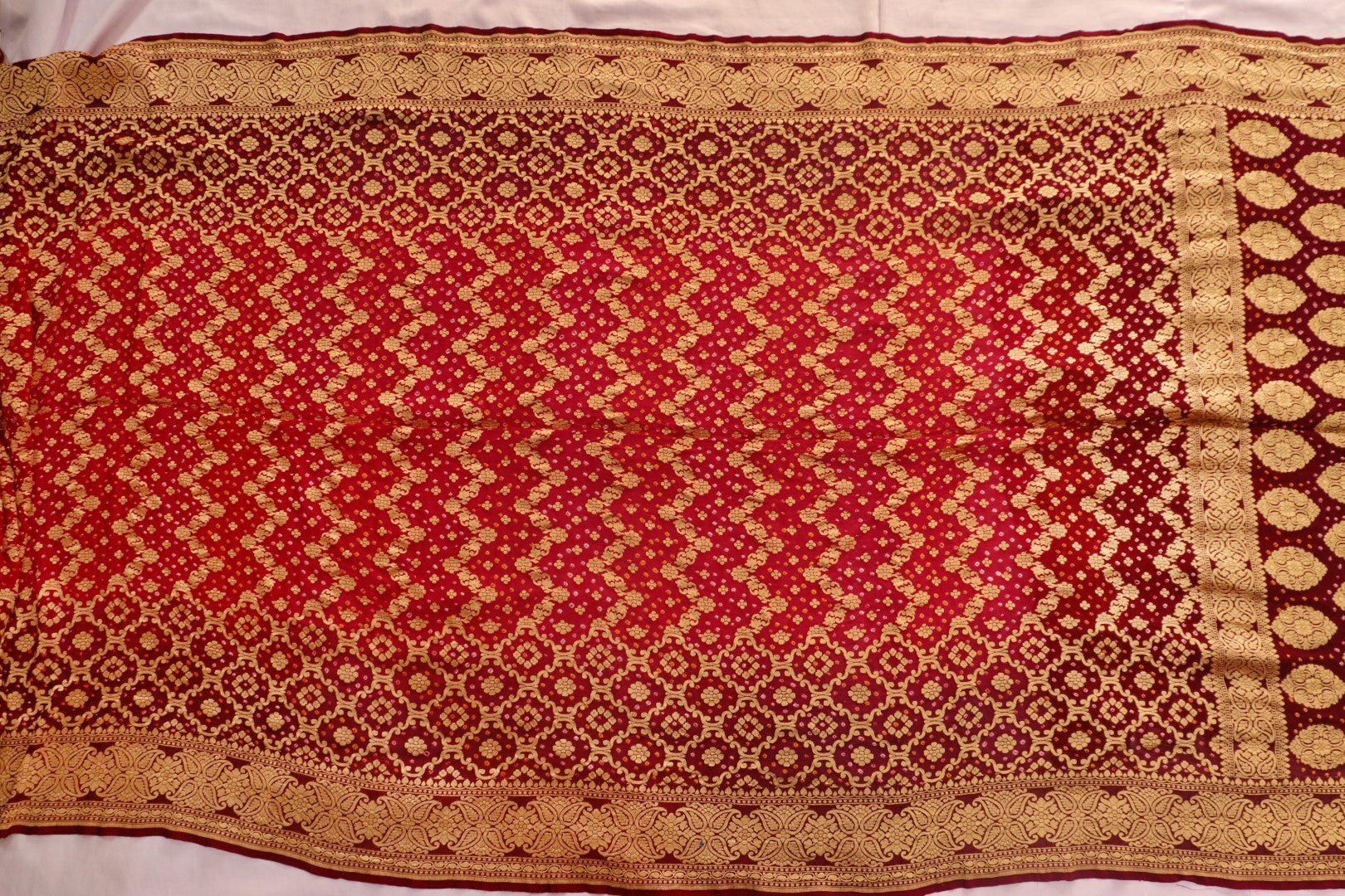 Red and maroon Georgette Bandhani Saree - SindhoiPatolaArt