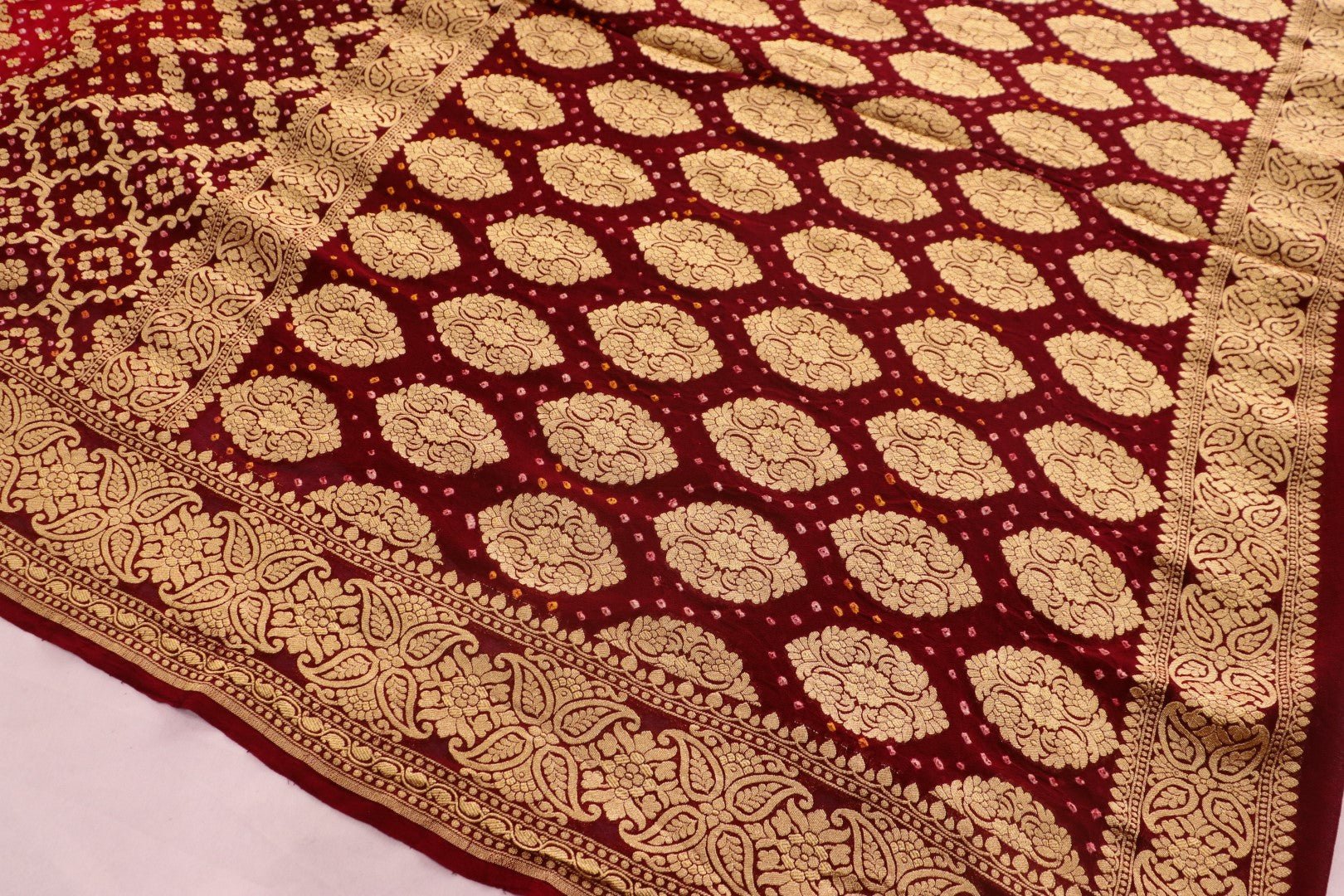 Red and maroon Georgette Bandhani Saree - SindhoiPatolaArt